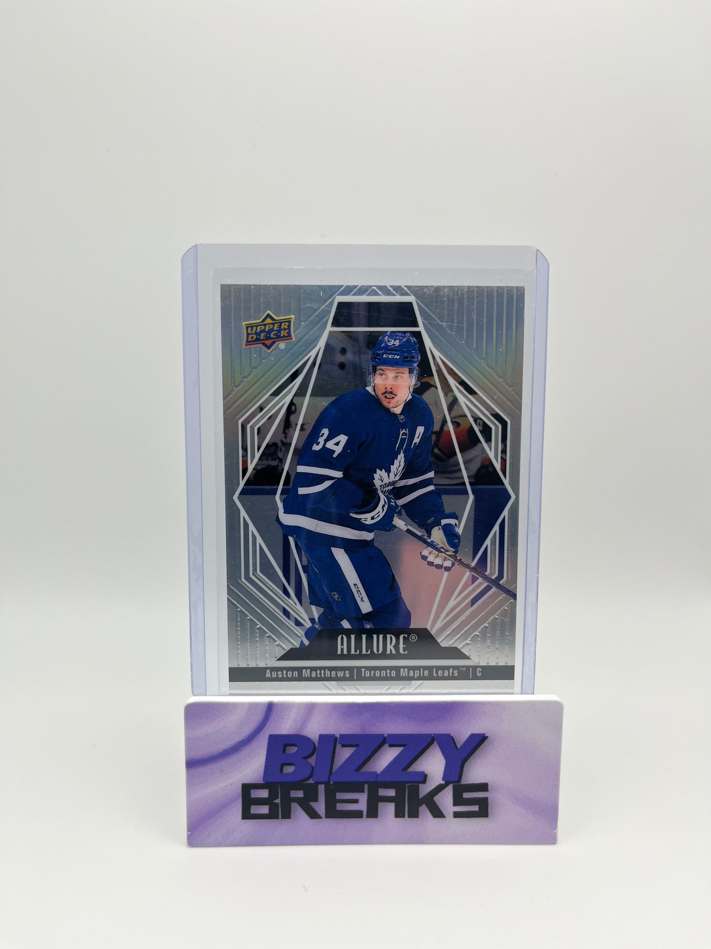 *SINGLES* AUSTON MATTHEWS ALLURE BASE PHOTO VARIATION TORONTO MAPLE LEAFS