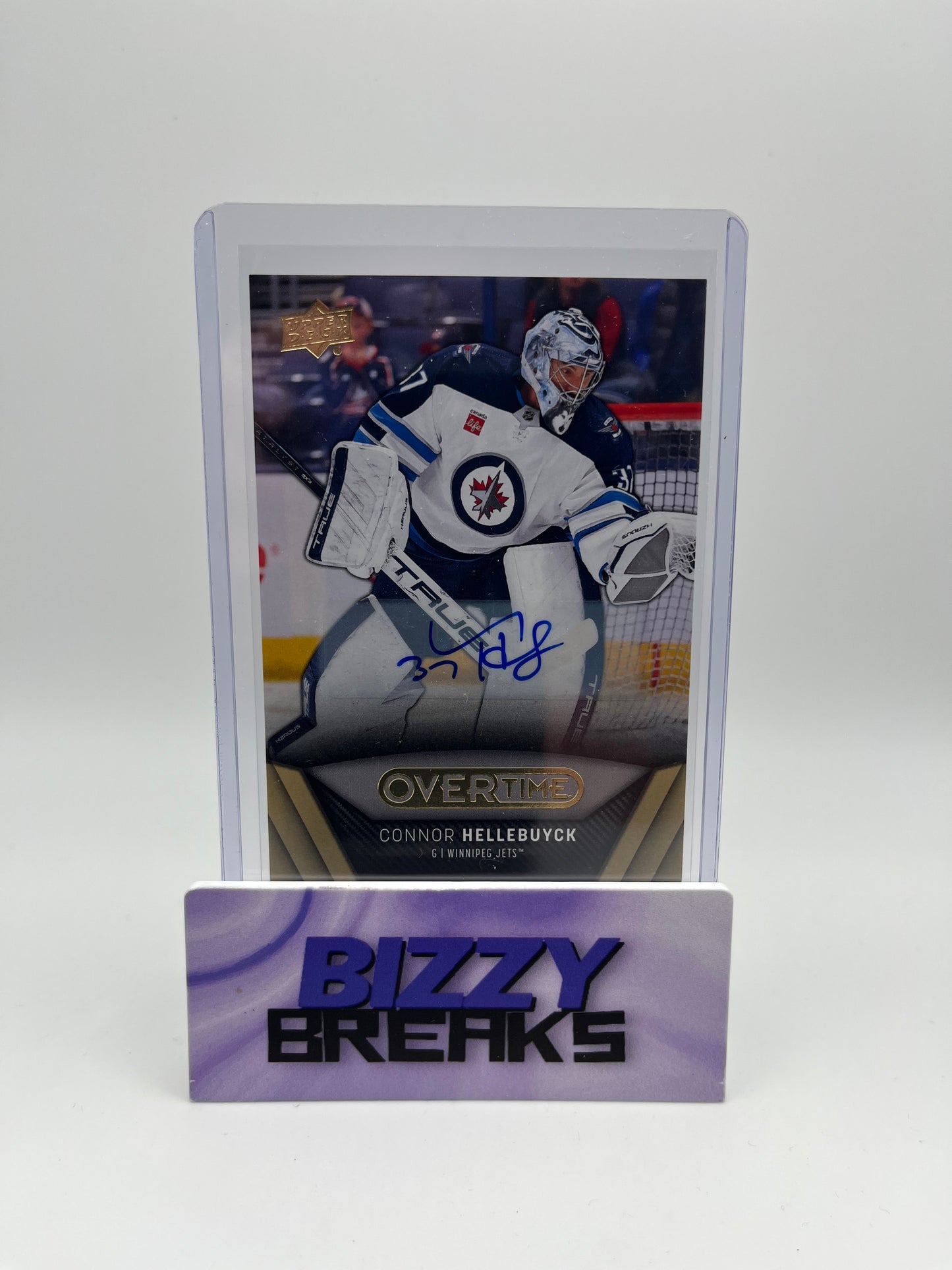 *SINGLES* CONNOR HELLEBUYCK OVERTIME GOLD BASE AUTO WINNIPEG JETS